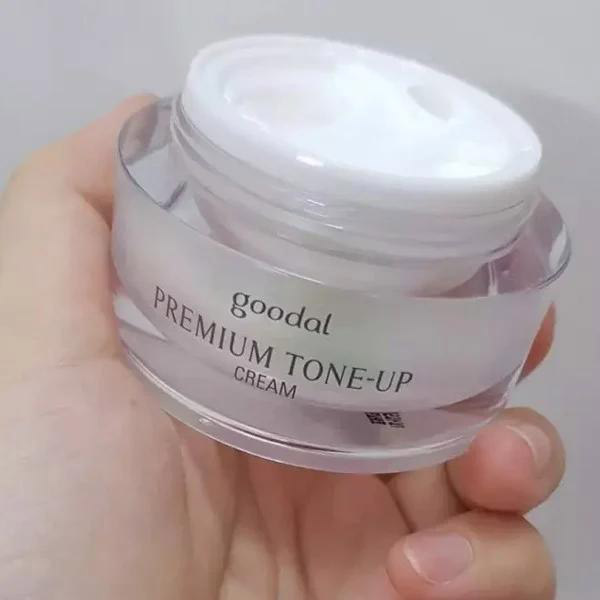 Kem Dưỡng Trắng Da Goodal Premium Tone-up Cream 30ml