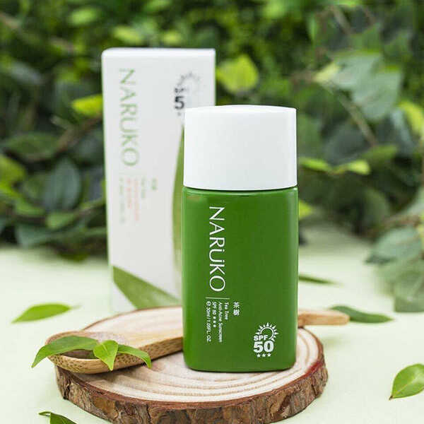 Kem Chống Nắng Naruko Tea Tree Anti – Acne Sunscreen SPF 50+++